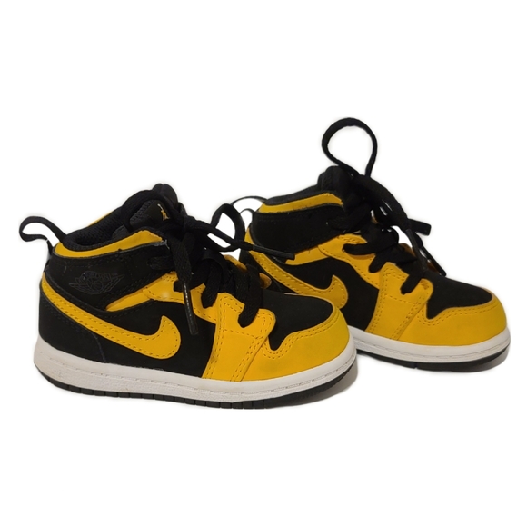 Jordan Other - Air Jordan 1 Mid TD 'Reverse New Love' Size 6C